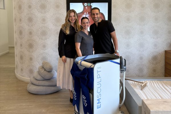Dr Ash the Emsculpt Neo