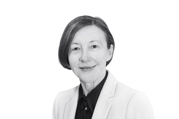 Photo of Dr. Dr Lyn Tendek
