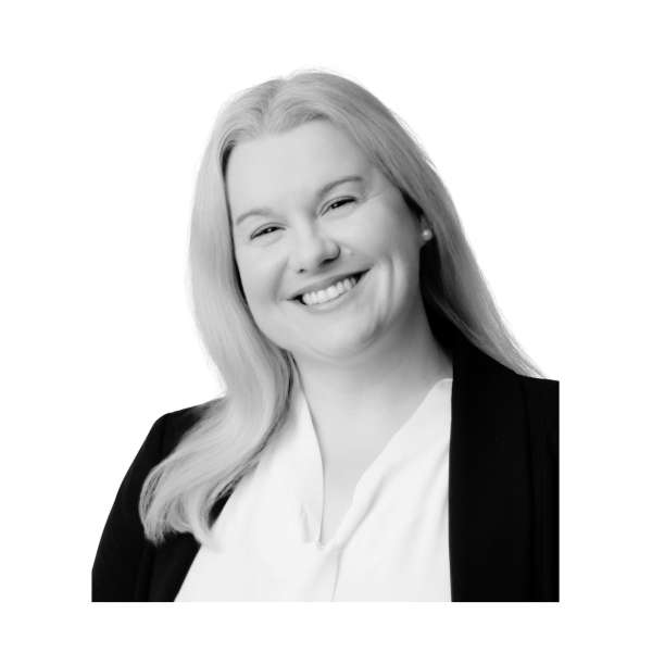 Dr Ellen Paton's profile picture.